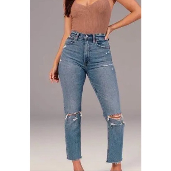 Abercrombie & Fitch Curve Love Ultra High Rise Ankle Straight Distressed 28/6S - Picture 1 of 11